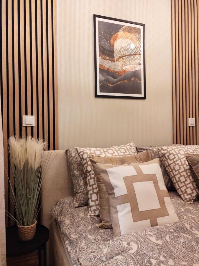 Day & Night By Cooee Apartments Varsovie Extérieur photo