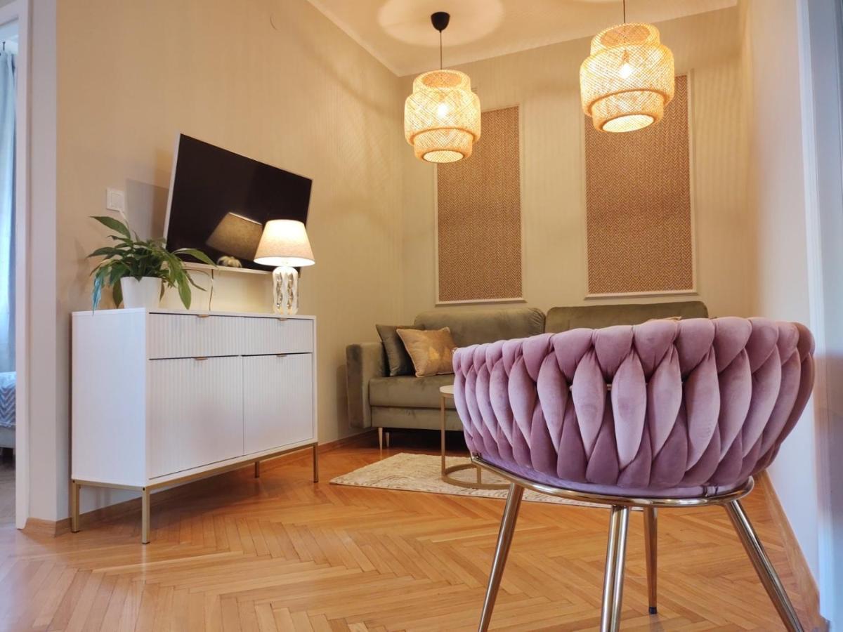 Day & Night By Cooee Apartments Varsovie Extérieur photo